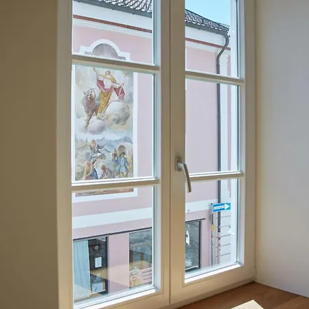 公寓 Unique Historic Flat - What'app - 0034-635-520-036 - For Reservations! 加爾米施-帕滕基興